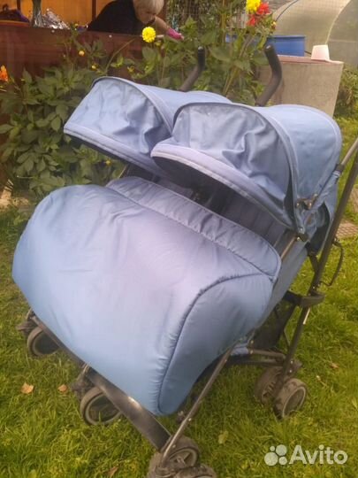 Коляска-трость для двойни