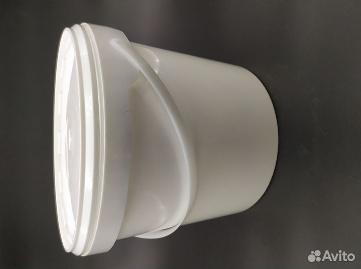 Банки пластиковая тара