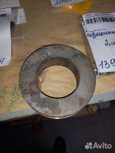 Втулка нижняя 383.01.402-02(5)