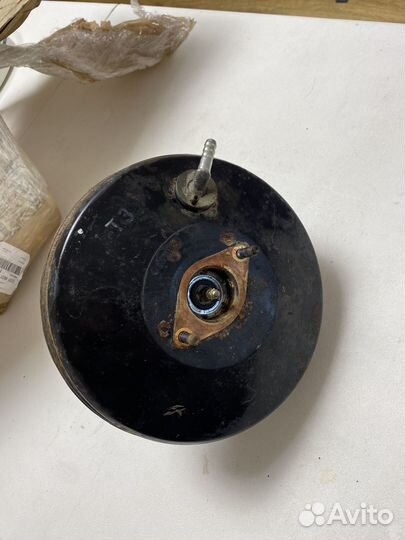 Вакуумный усилитель тормозов