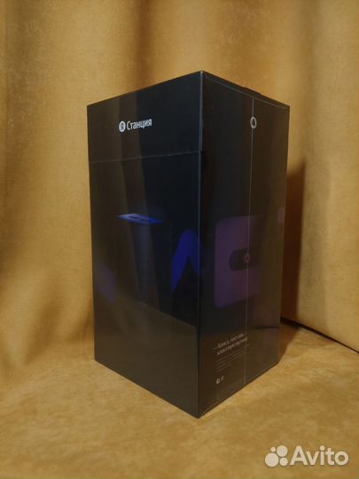 Новая умная колонка Яндекс Станция 2 с Алисой