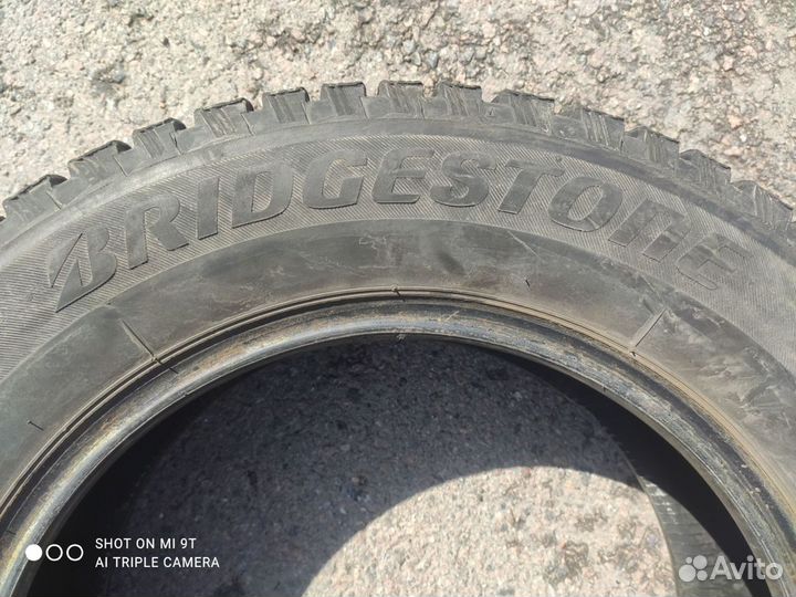 Bridgestone Blizzak Spike-01 195/65 R15 91T