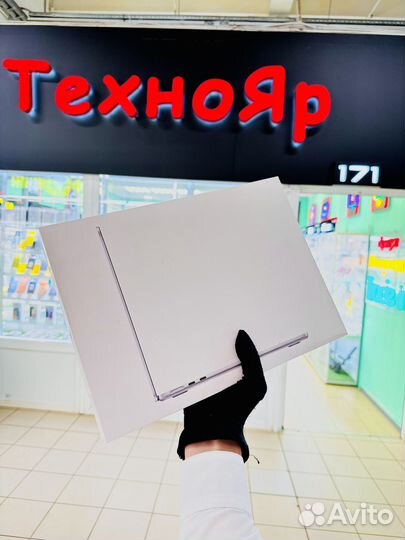 MacBook Air 13 (2024)