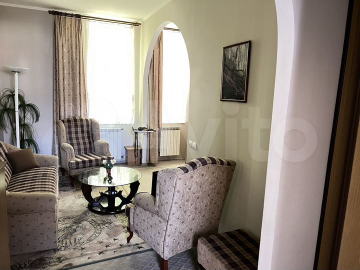 Гостиница, 230 м²