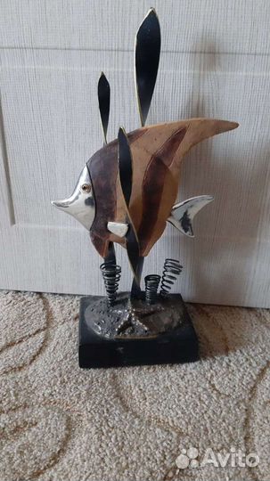 Стетуэтка рыбки