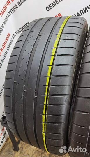 Michelin Pilot Sport 4 295/40 R19