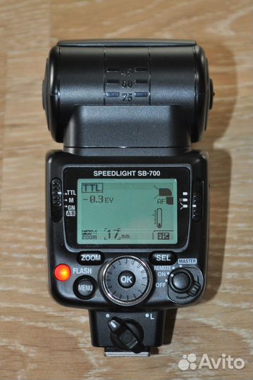 Вспышка Nikon speedlight SB-700