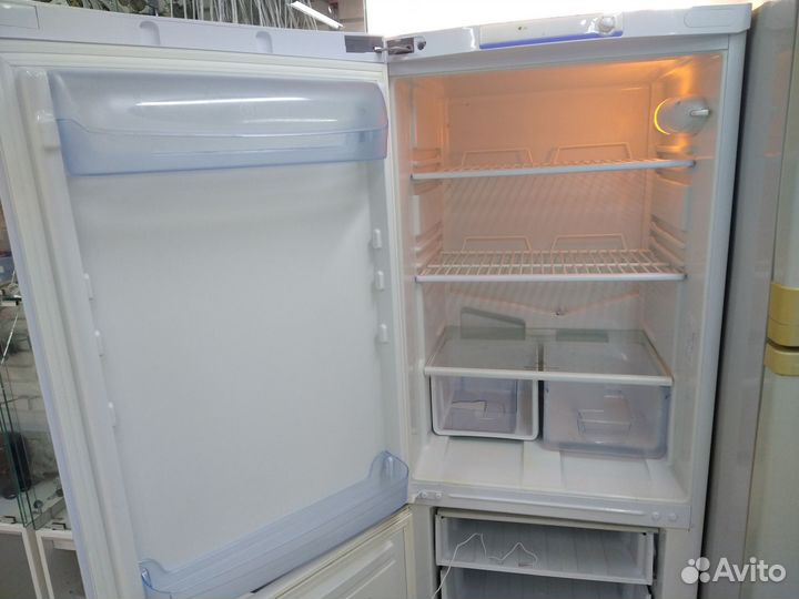 Холодильник с гарантией 2 месяца