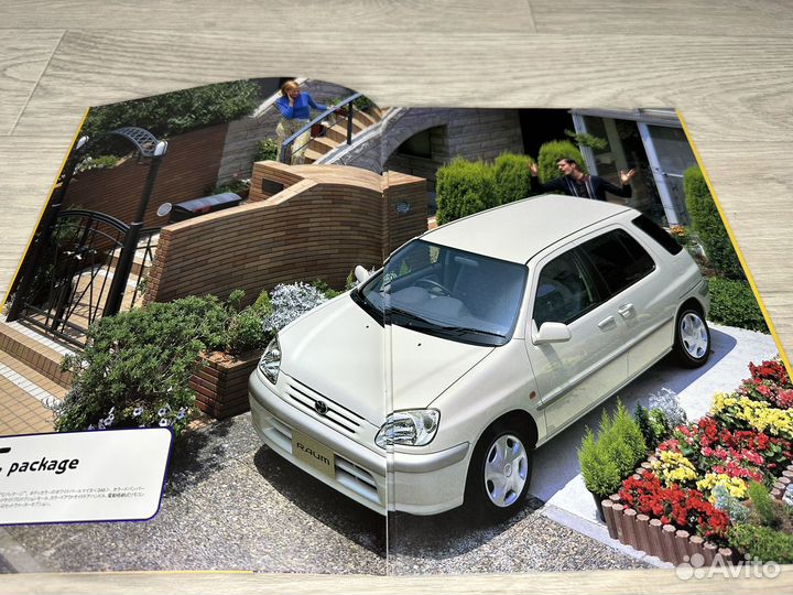 Дилерский каталог Toyota Raum