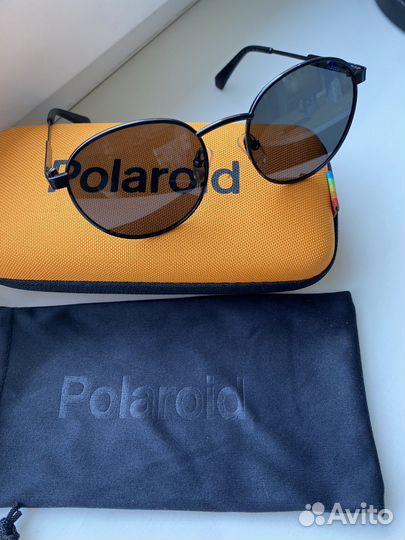 Солнцезащитные очки polaroid