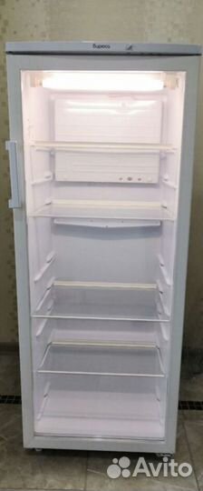 Холодильник бирюса