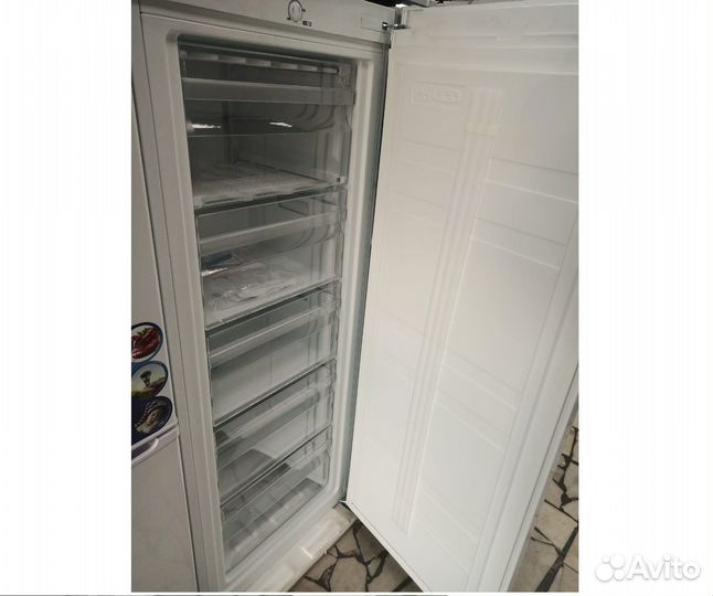 Морозильная камера leran FSF 192 W