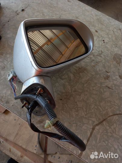 Зеркало правое на хонду фит