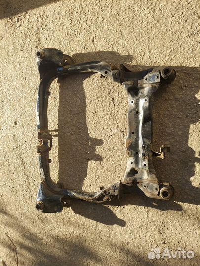 Подрамник передний Kia Ceed 1 ED