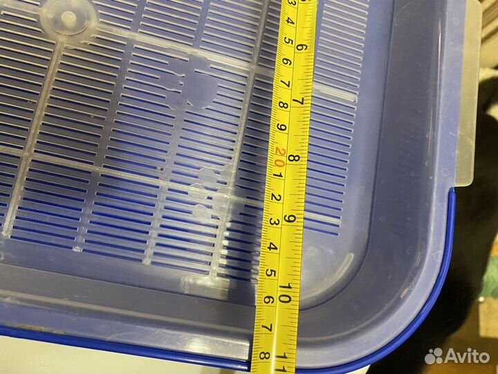 Лоток для кошек и жидкость для приучения к лотку