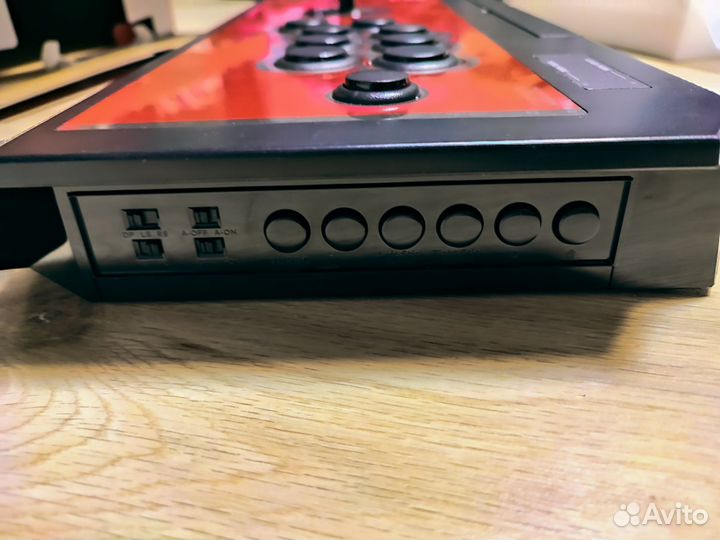 Игровой контроллер Hori Pro V Hayabusa