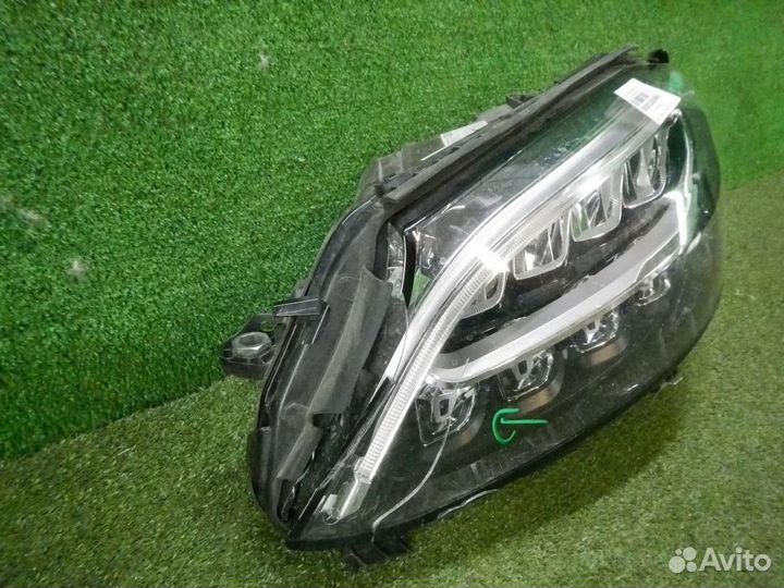 Фара левая Mercedes-Benz C-Class
