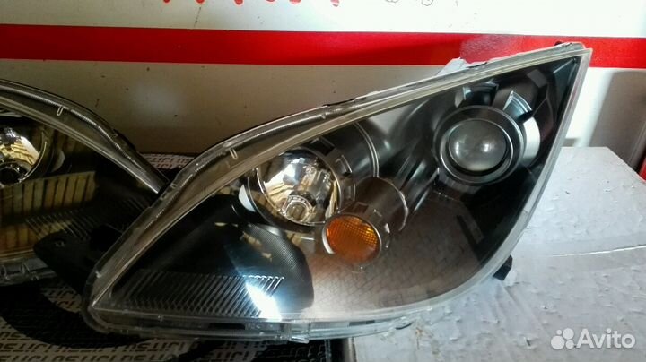 Фара митсубиси кольт ксенон