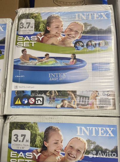 Надувной бассейн intex
