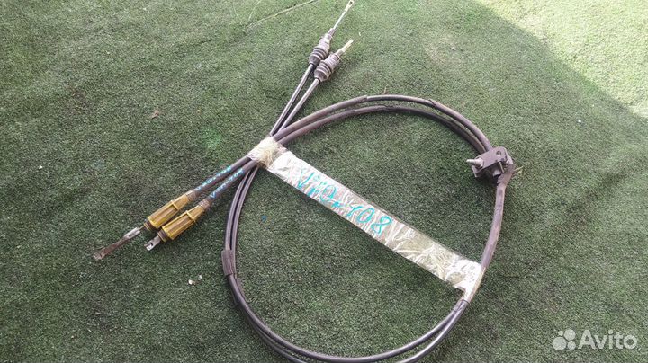 Троса ручника пара Volvo V70R B5254T4 2005