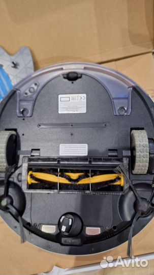 Робот пылесос deebot