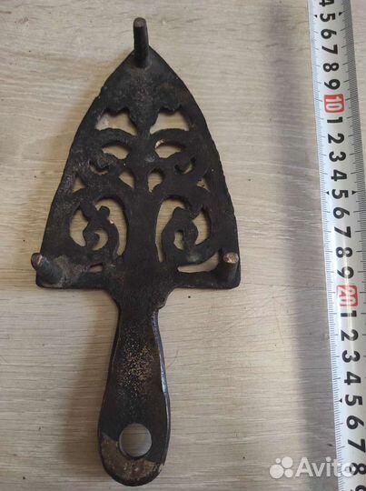 Подставки старинные для утюга, посуды