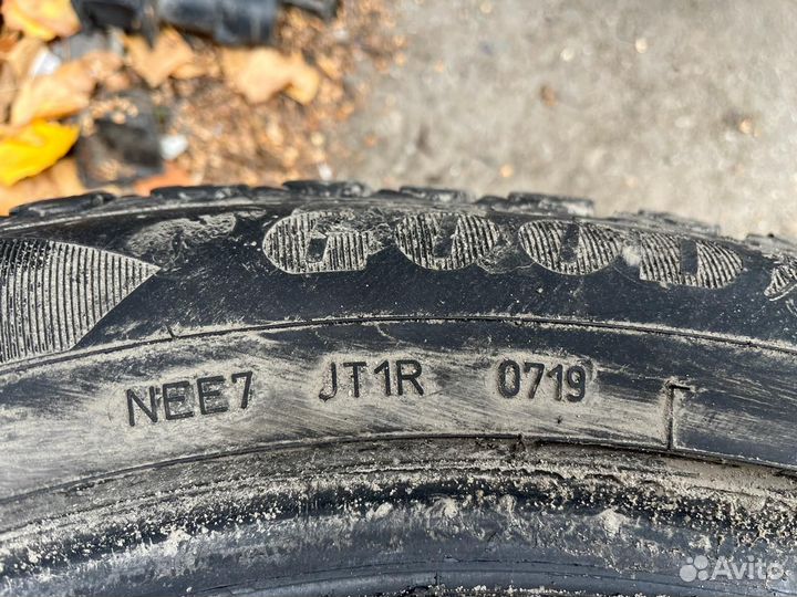 Goodyear UltraGrip Arctic 2 SUV 235/55 R19