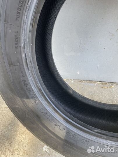 Hankook Radial RA08 215/70 R16 108T