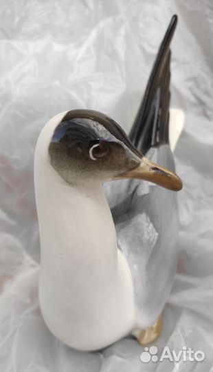 Чайка фарфоровая статуэтка лфз