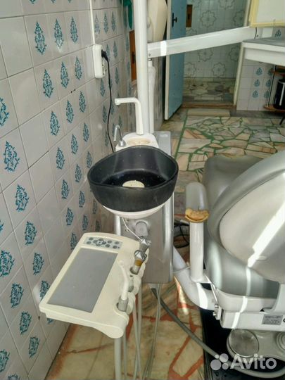 Стоматологическое кресло бу