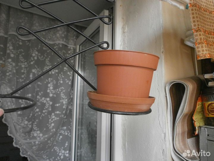 Кашпо подвесное