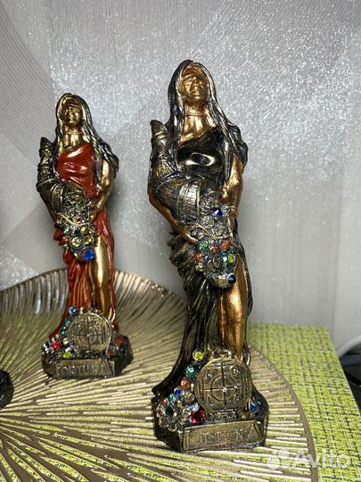 Богиня Фортуна со стразами