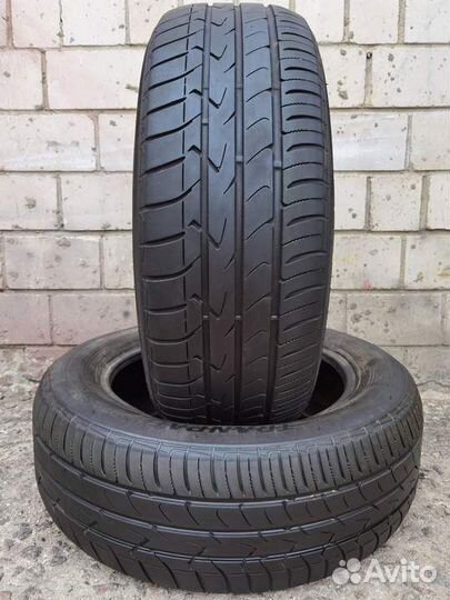 Toyo Tranpath MPZ 215/60 R17 96H