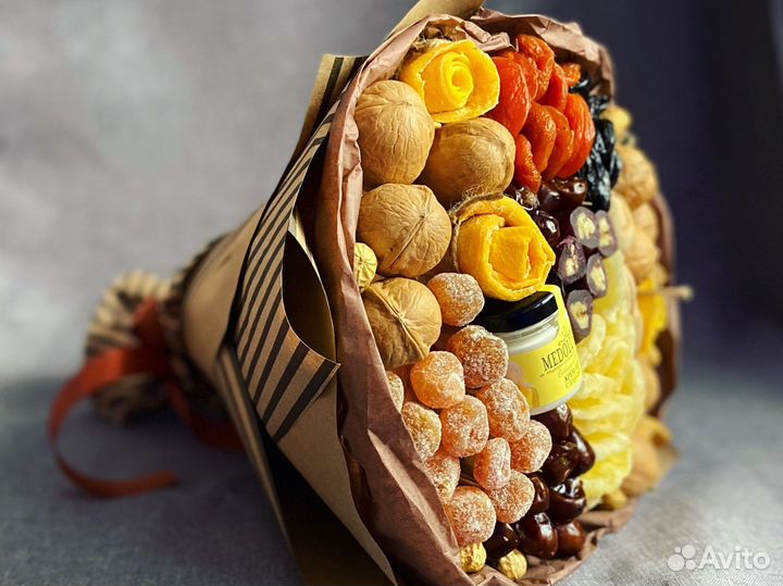 Букеты с орехами и сухофруктами