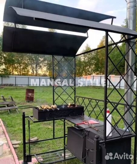 Мангал с крышей