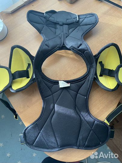 Нагрудник ccm AS1 yth-L