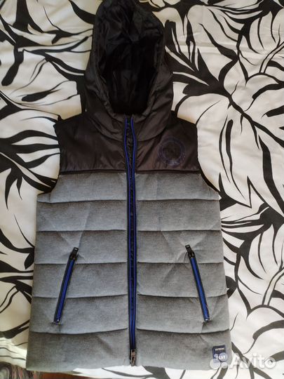 Жилет утеплённый