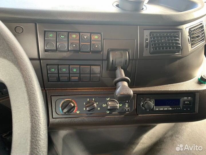 IVECO-Hongyan 8x4 (CQ1314/3304/3314), 2022