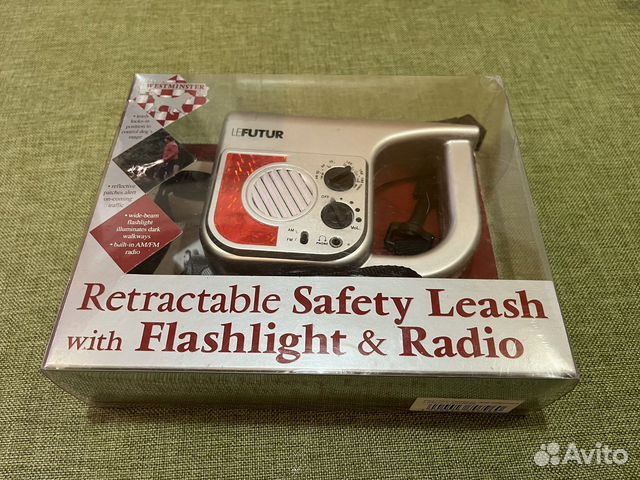 Поводок-рулетка с радио и фонарем