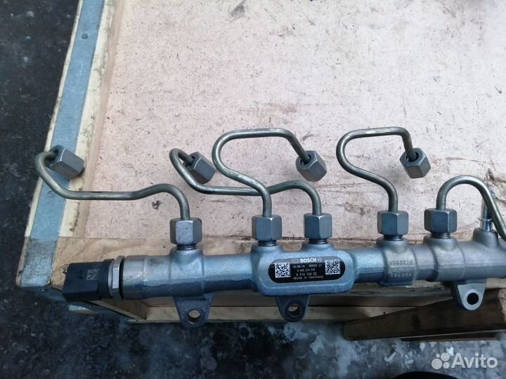 Рейка топливная рампа B47D20 BMW X4 F26 X3 F25