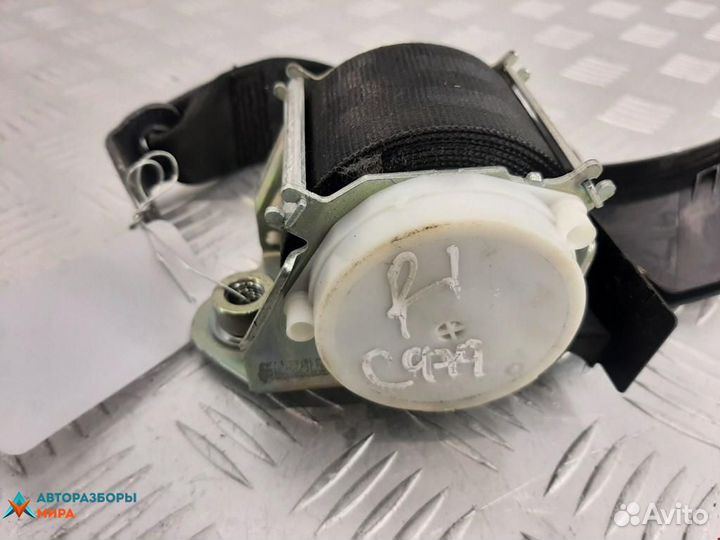 Ремень безопасности Volkswagen Passat B7 2011