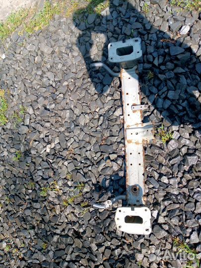 Передний усилитель бампера на mitsubishi lancer 10