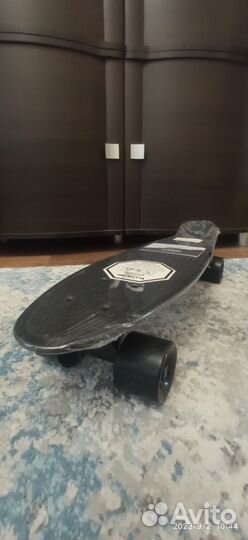 Круизëр черного цвета