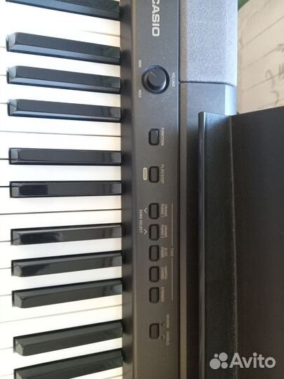 Электронное пианино casio