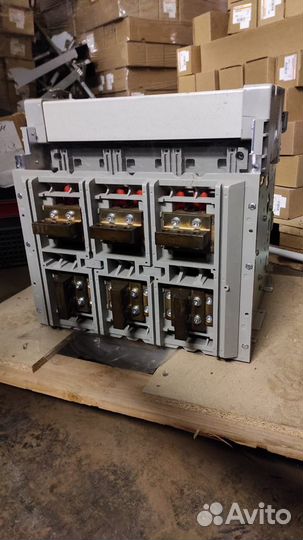 Автоматический выключатель шнайдер Мастерпак 2500А