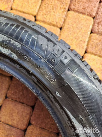 Triangle SeasonX TA01 225/55 R18 102V