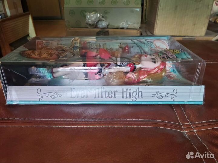 Кукла Эппл Вайт новая в коробке