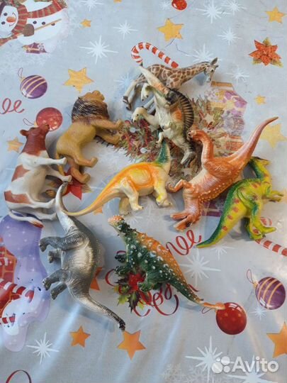 Динозавры и другие животные