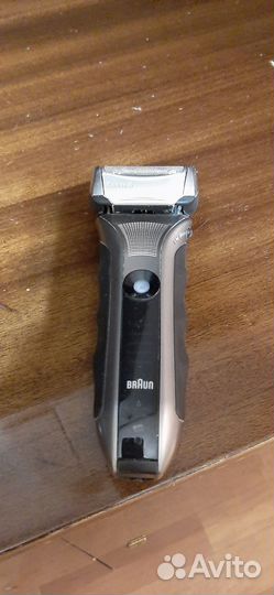 Бритва электрическая braun