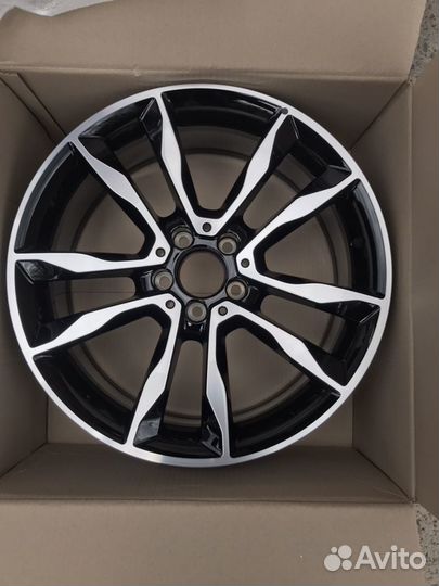 Новый Диск Мерседес GLA AMG w 156 А1564010400